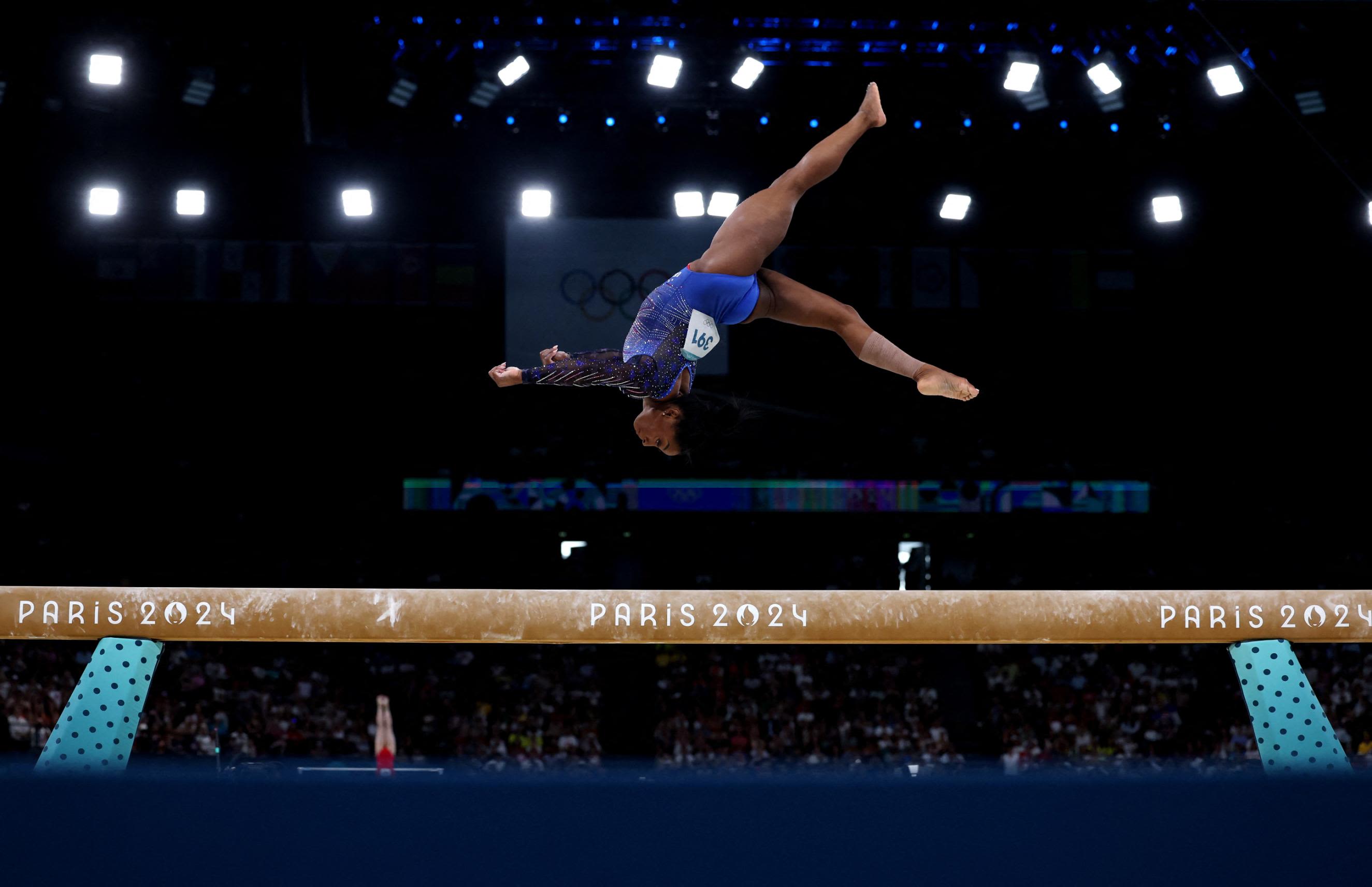 simone biles bar 0041
