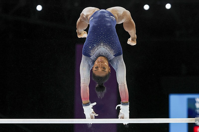 simone biles bar 0042