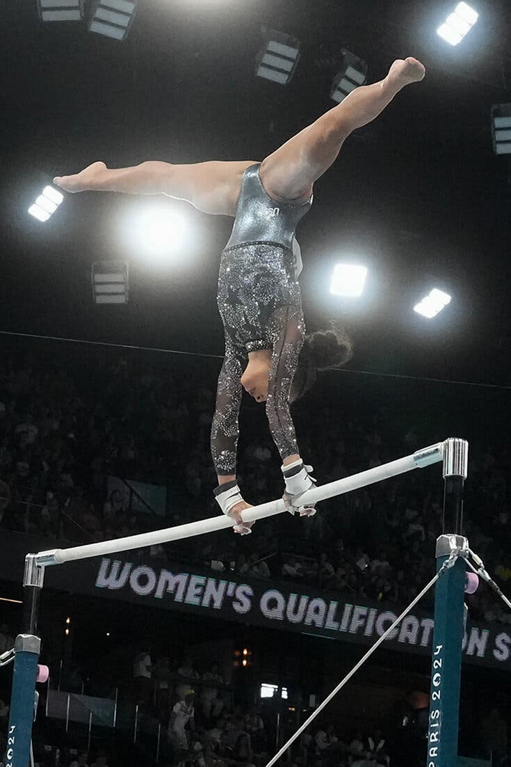 simone biles bar 0044