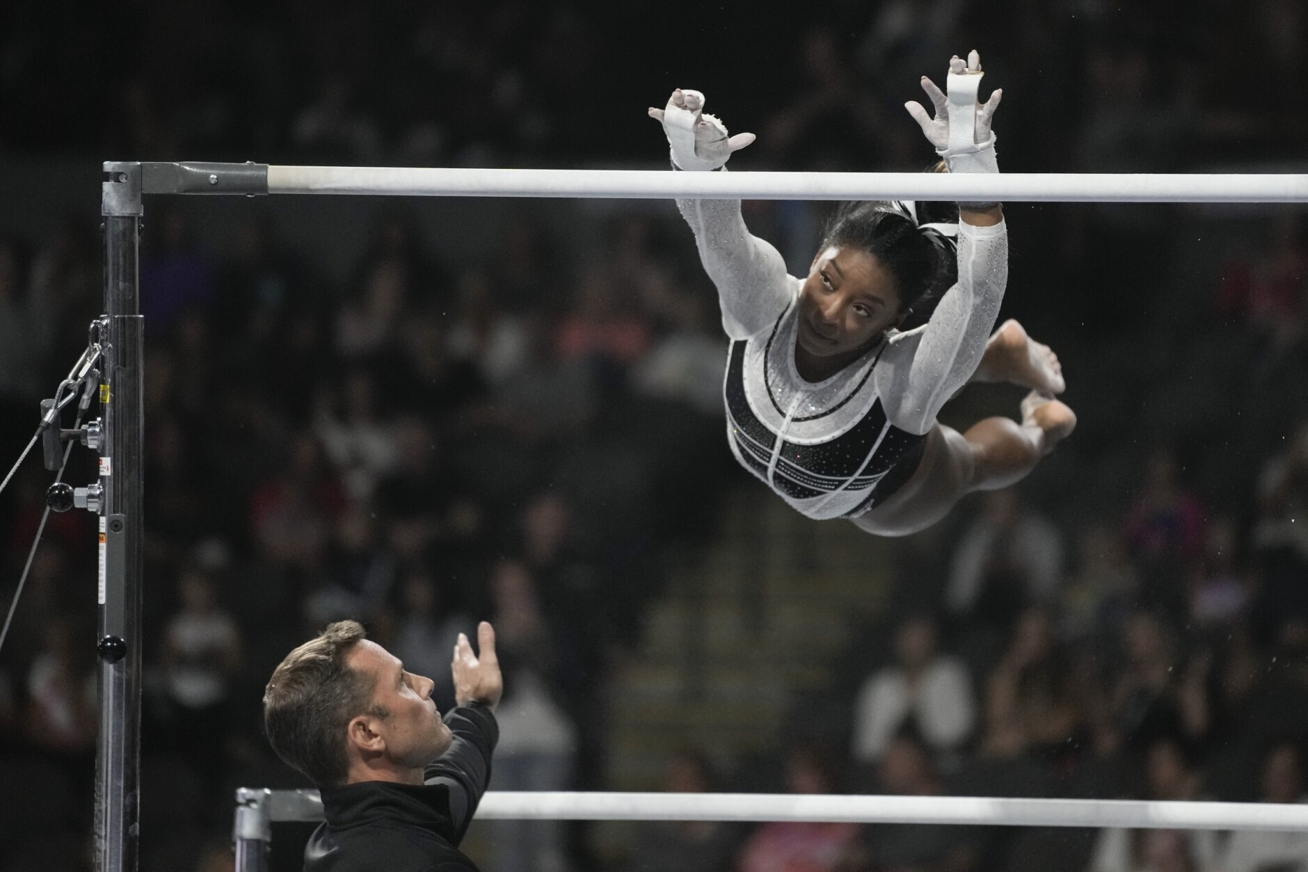 simone biles bar 0049
