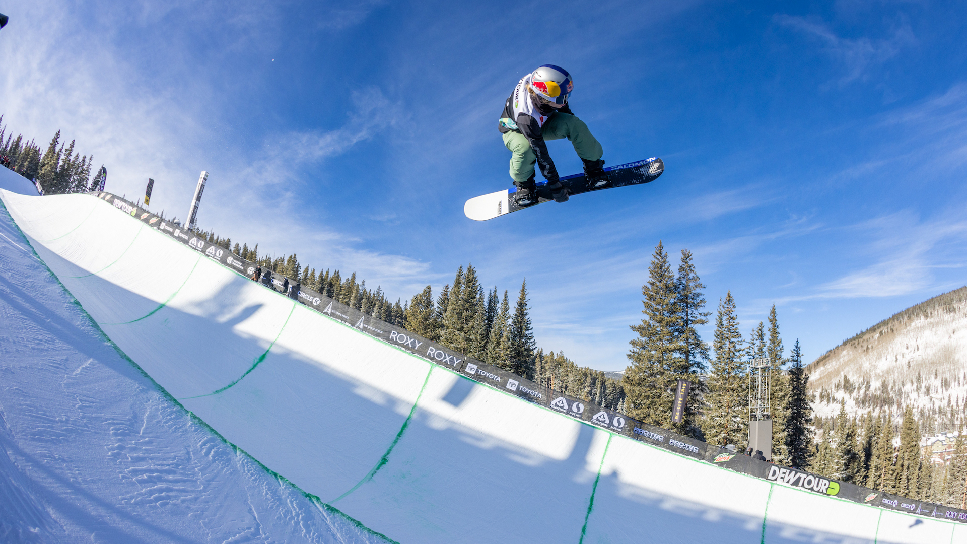 skiing half pipe 0021
