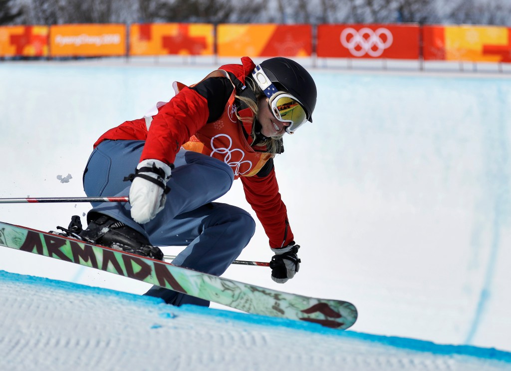 skiing half pipe 0031
