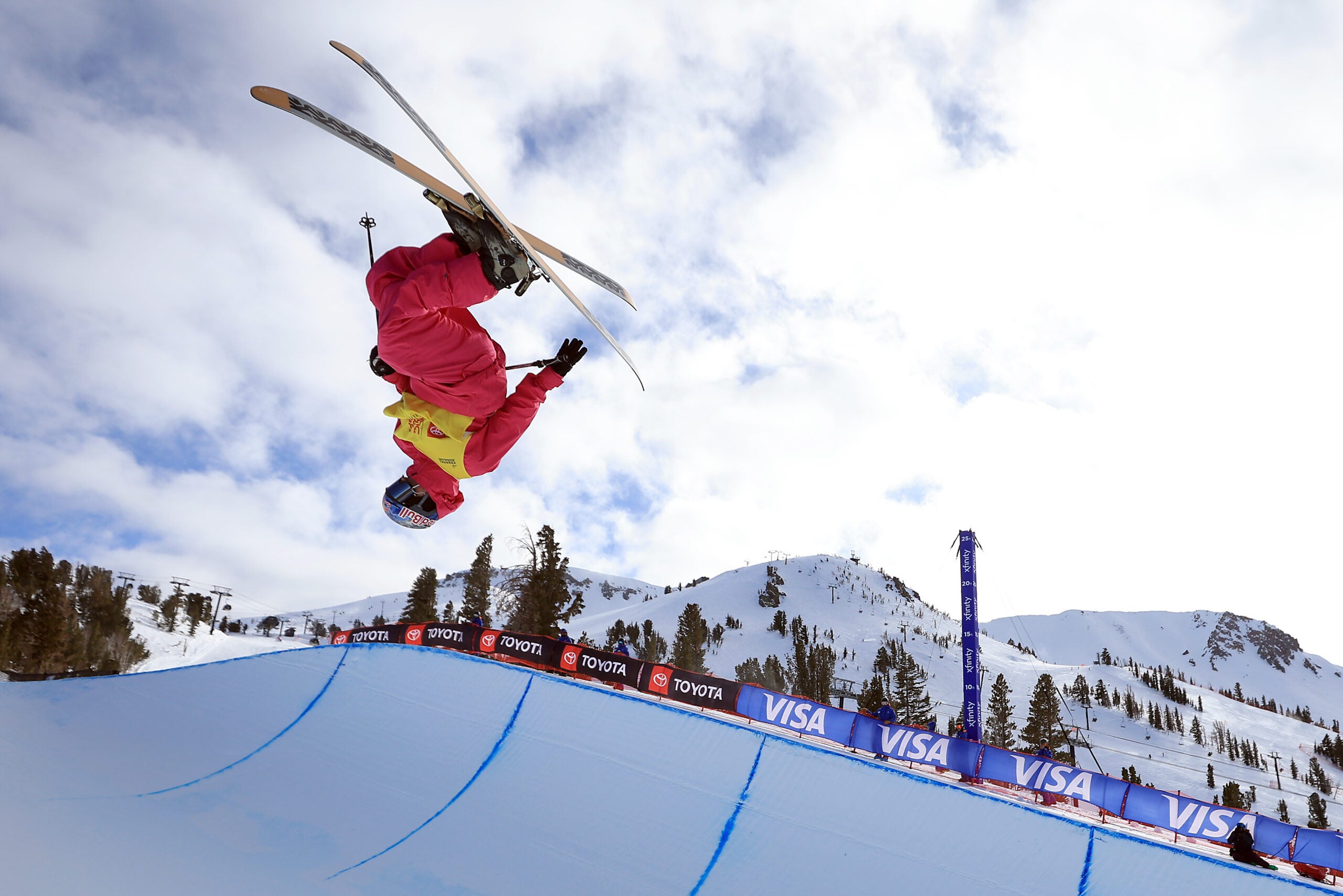 skiing half pipe 0038