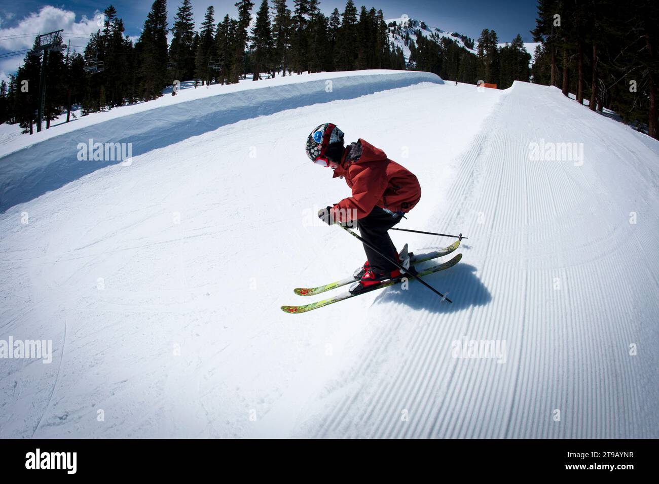 skiing half pipe 0039