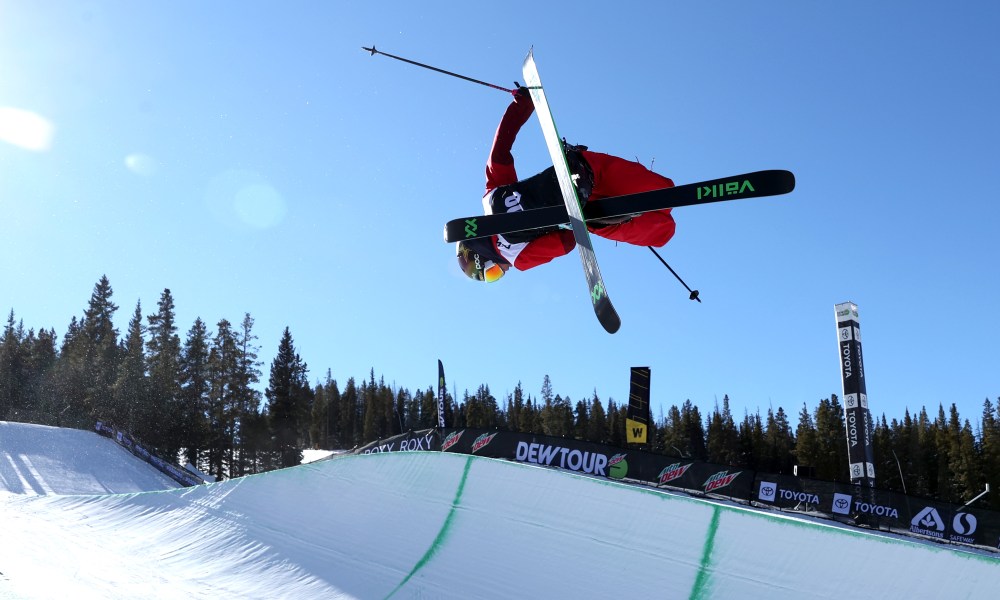 skiing half pipe 0041