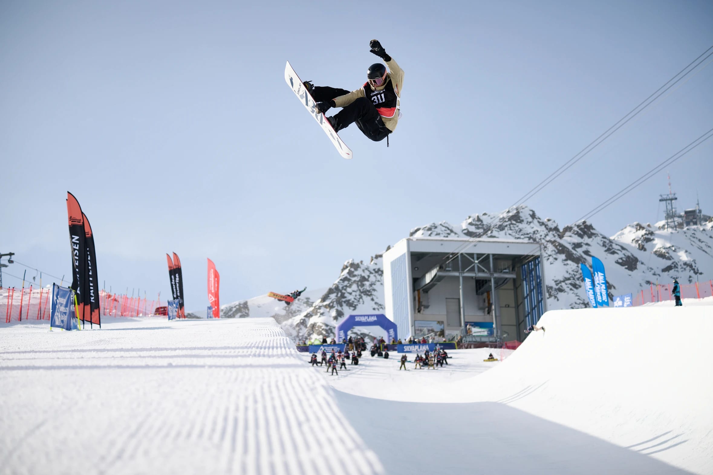 skiing half pipe 0047