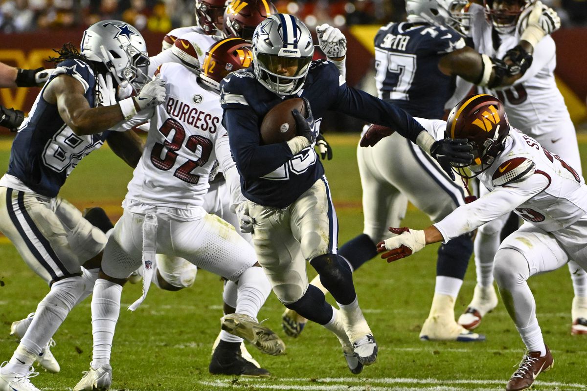 small cowboys running back 0020
