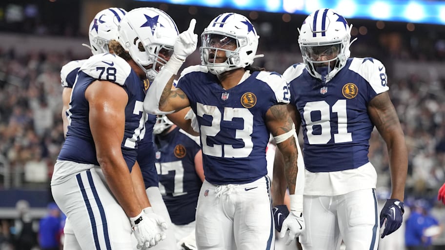 small cowboys running back 0034