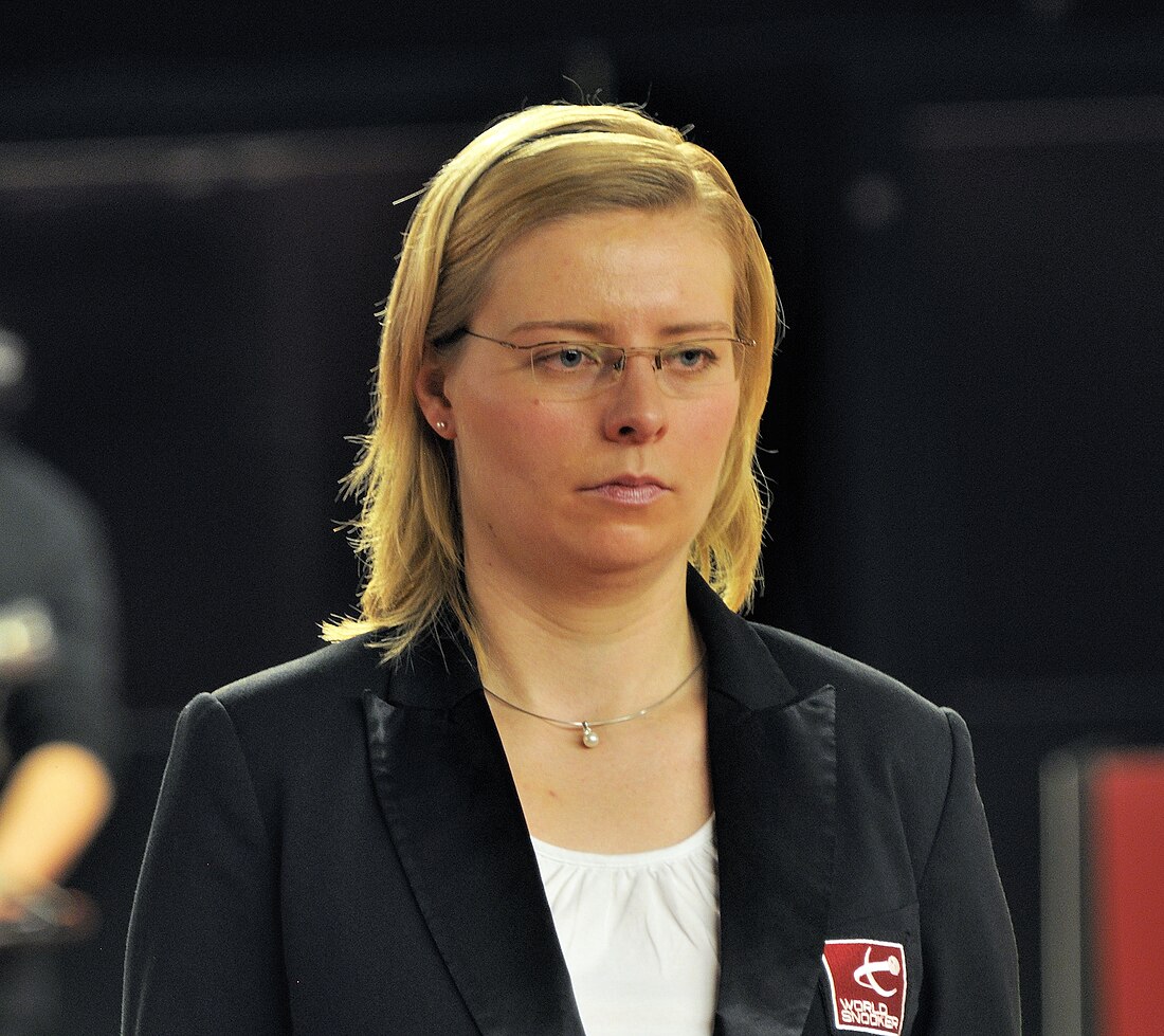 snooker referee female 0014