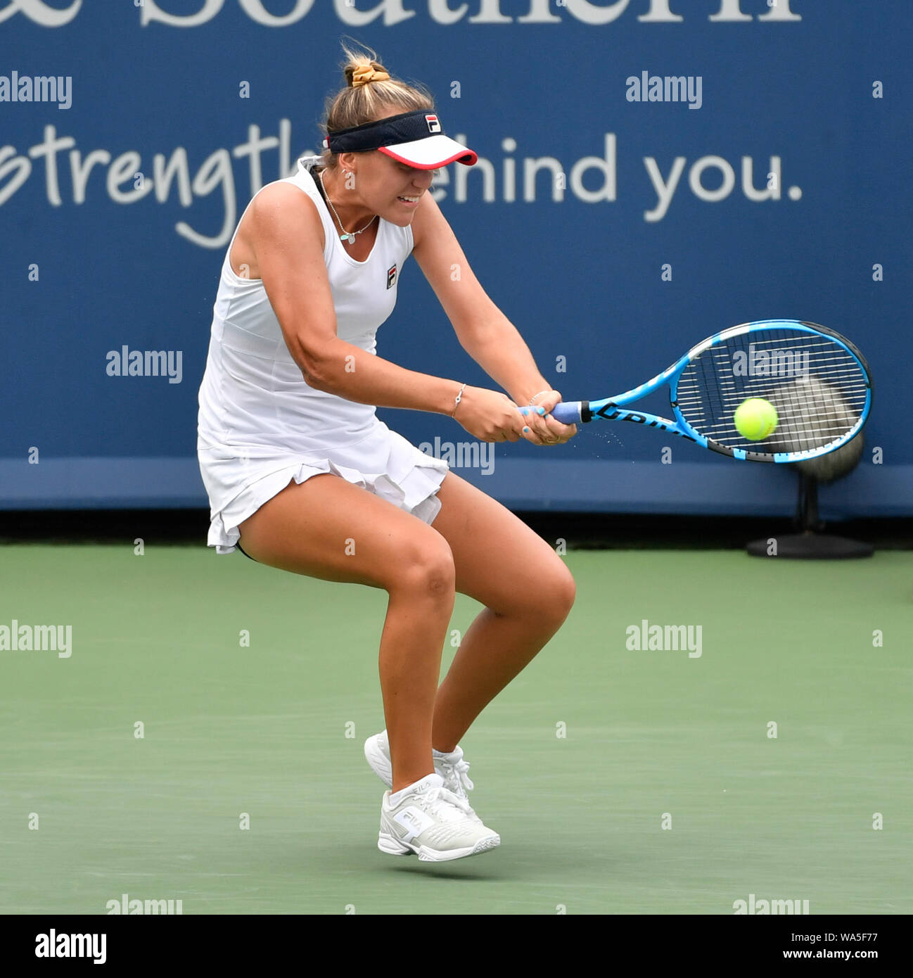 sofia kenin cameltoe 0022