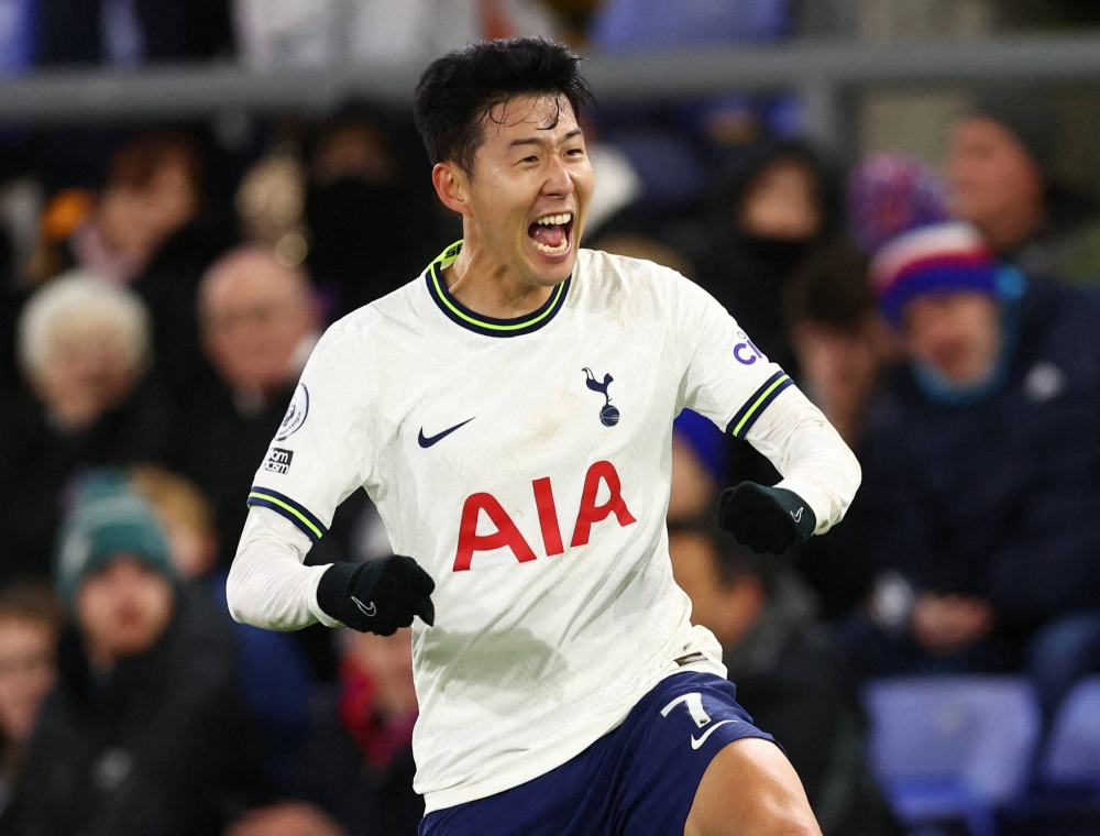 Son Heung-min fan photos