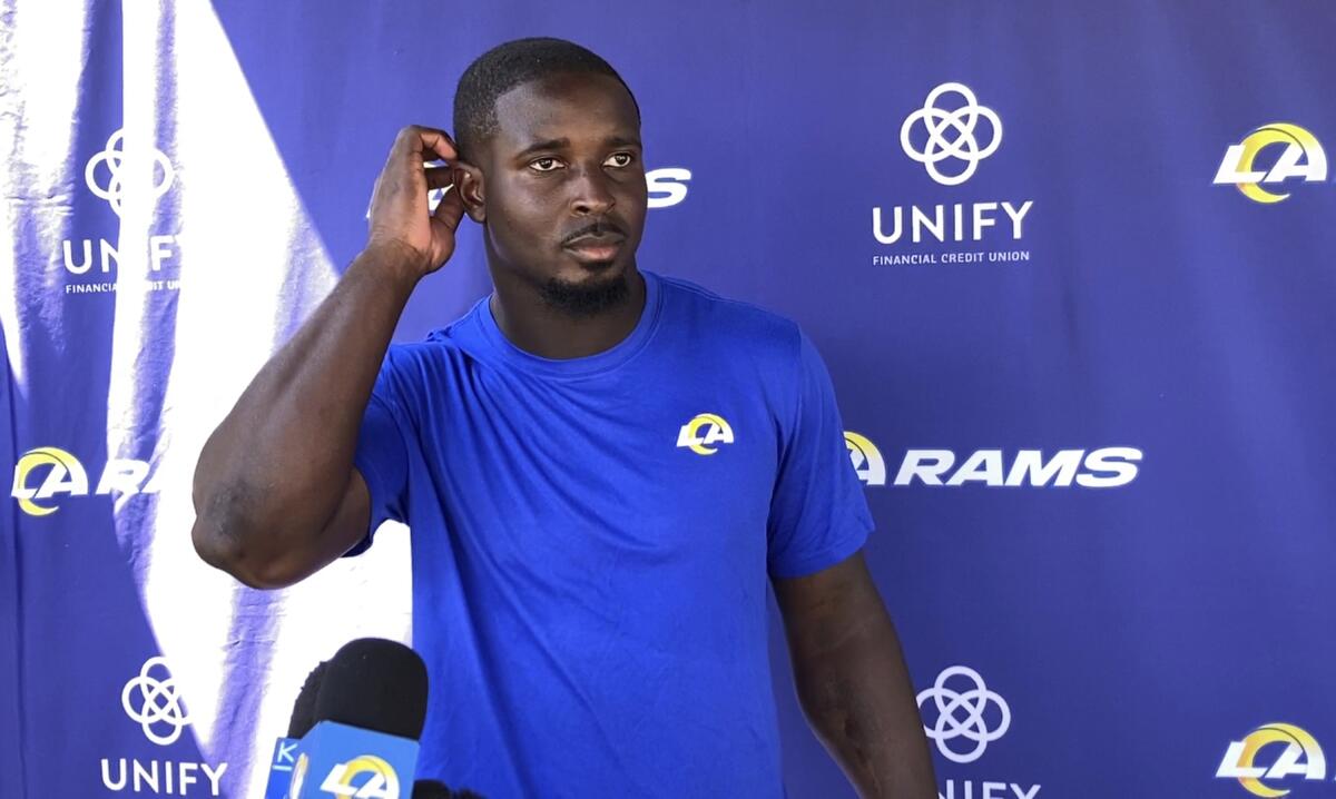 sony michel chargers 0015