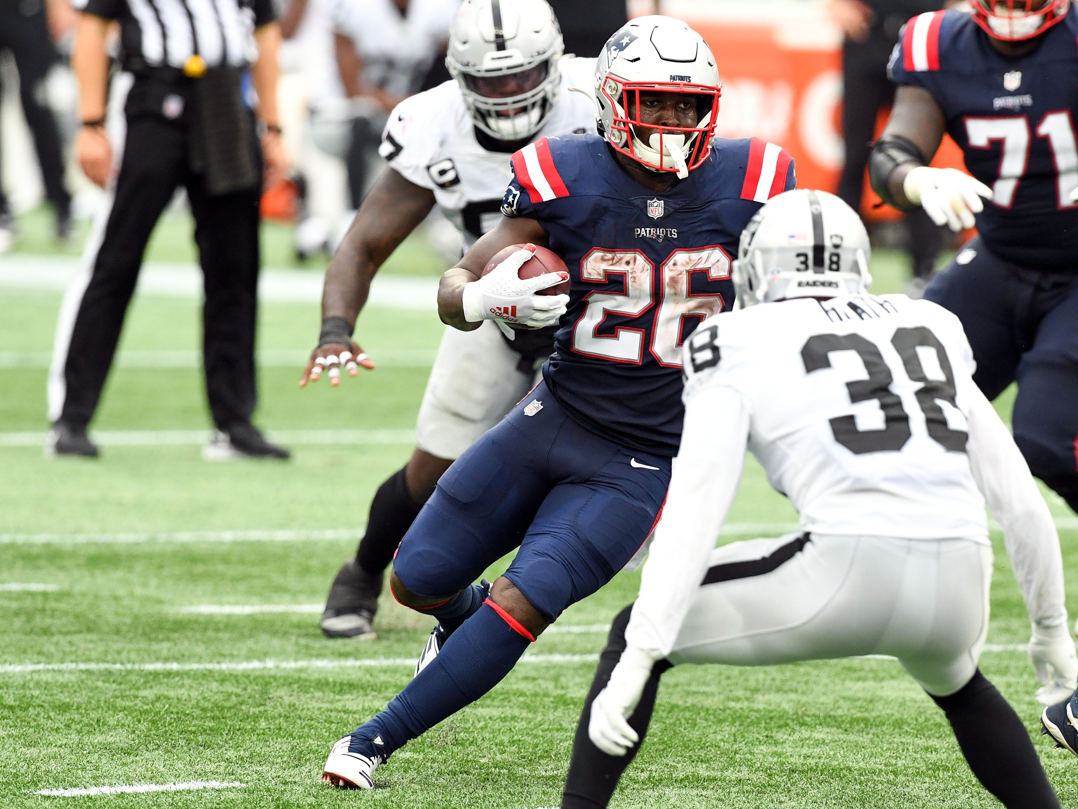 sony michel chargers 0039