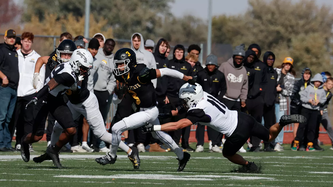 sports photos that show too much 0042