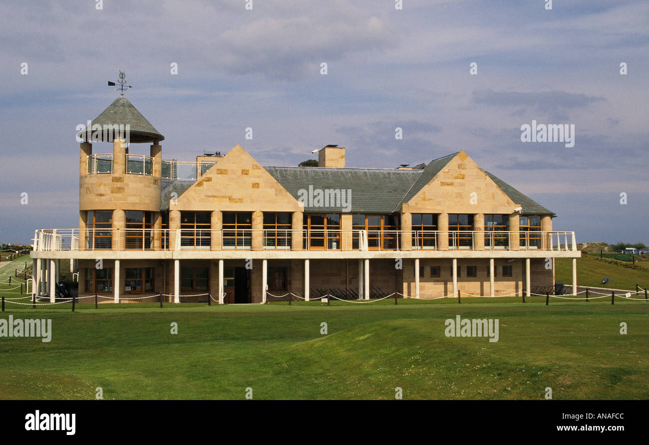 st andrews clubhouse 0011