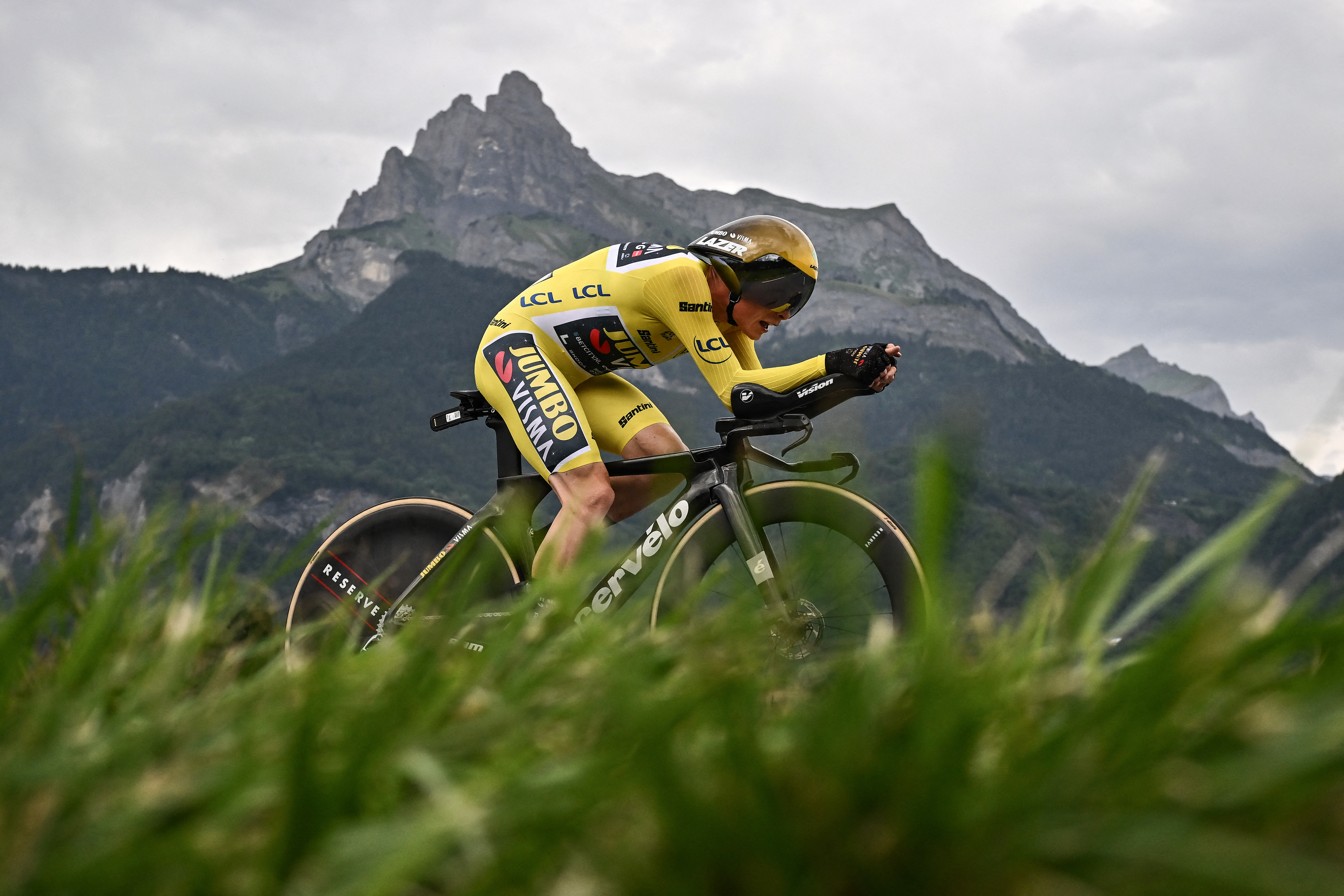 Stage 16 highlights