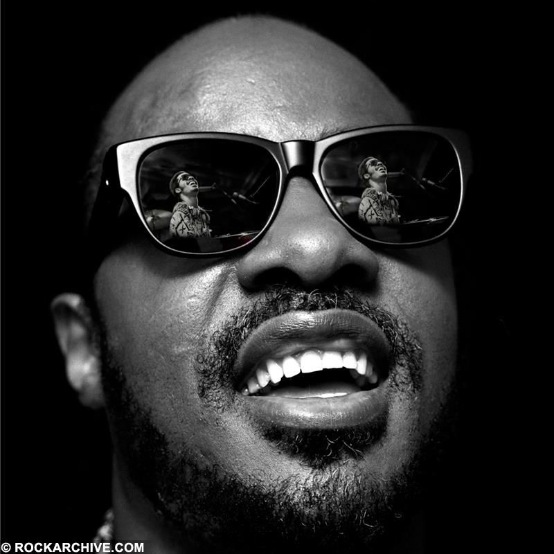 Stevie Wonder behind the scenes