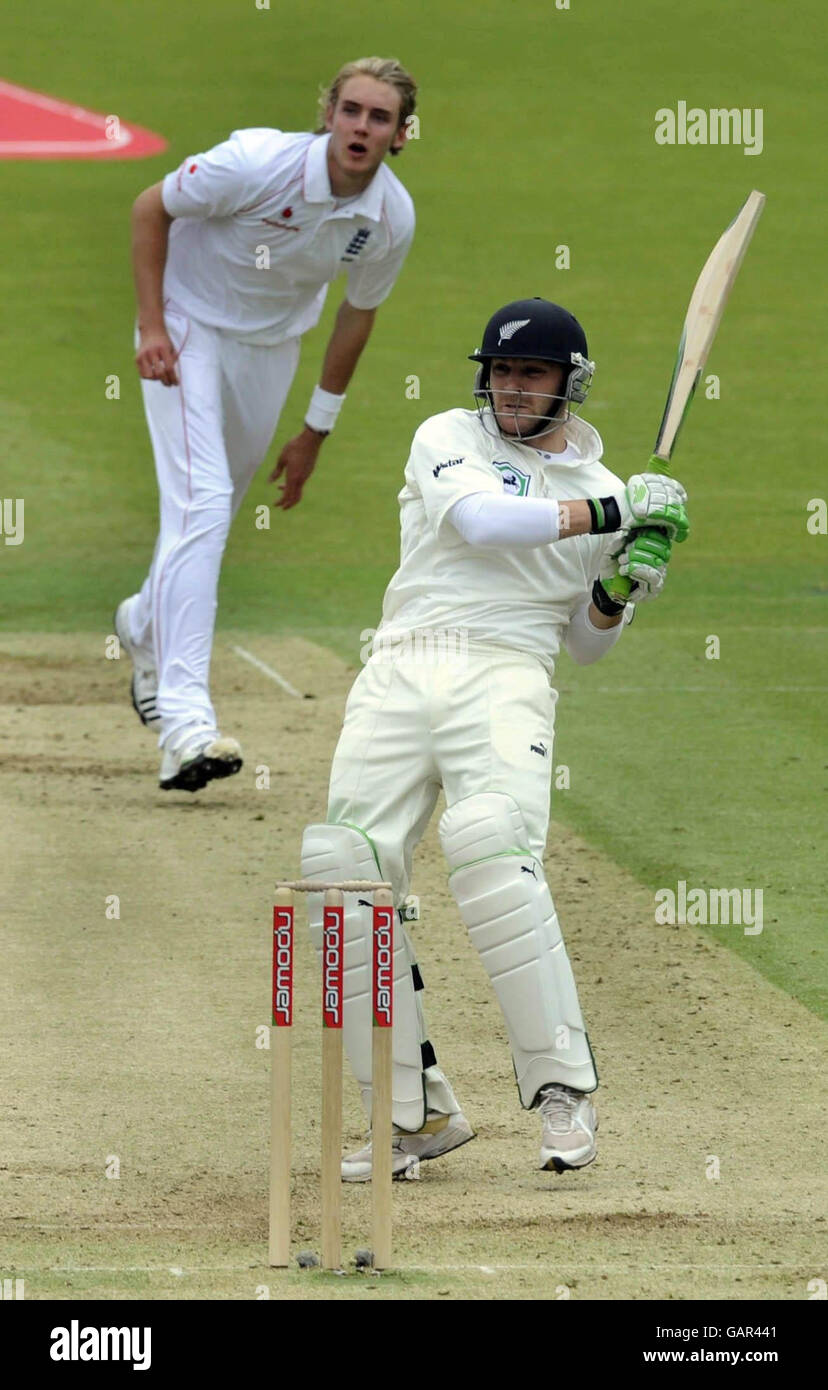 Stuart McCullum batting style