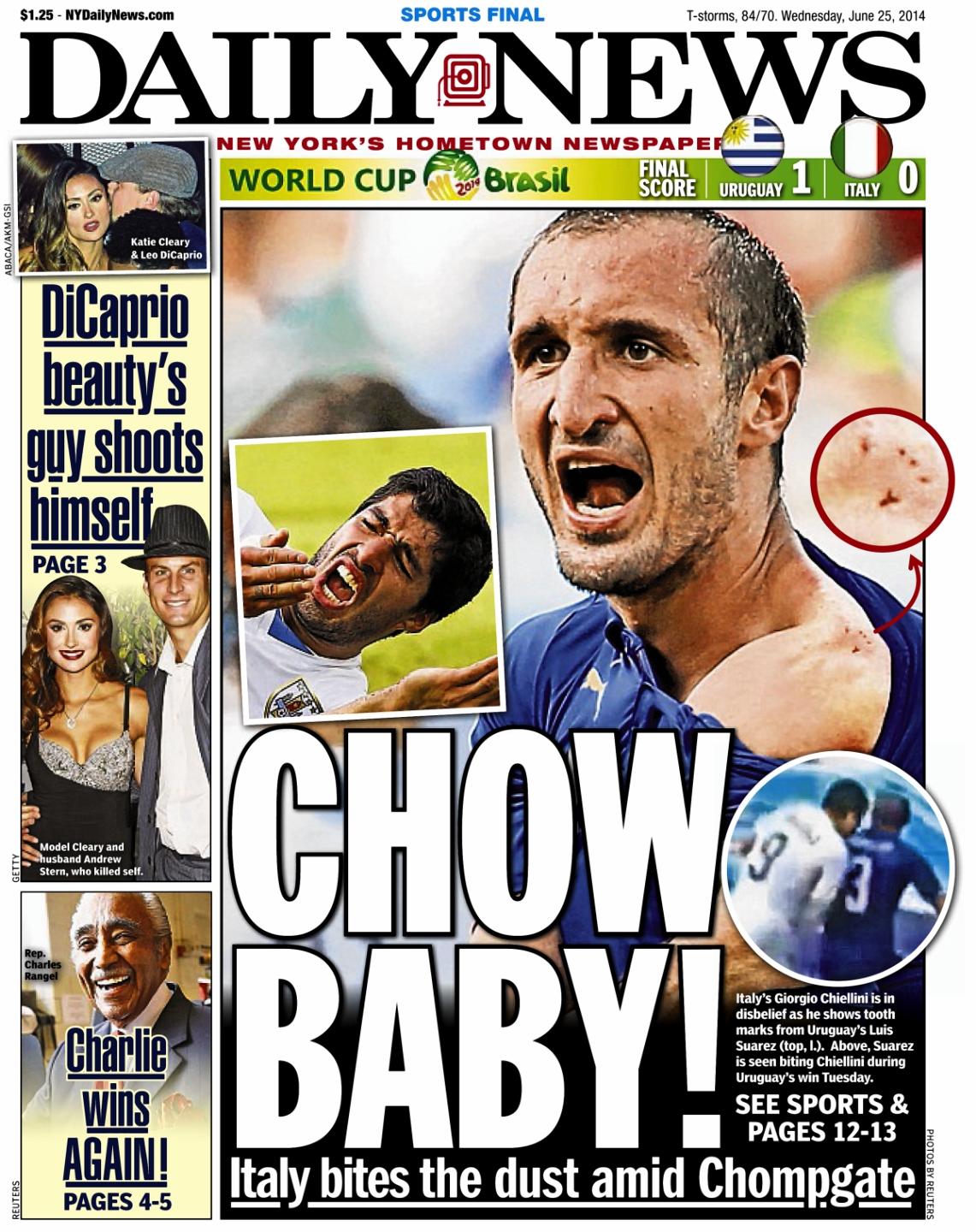 suarez bites chiellini 0060