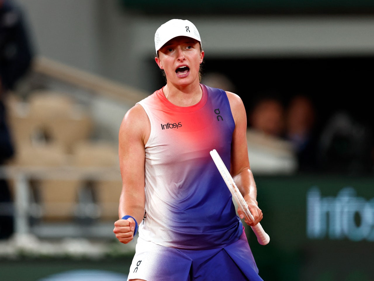 swiatek vondrousova 0013