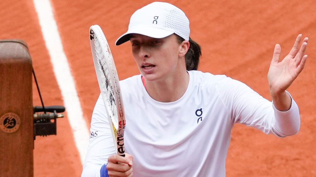 swiatek vondrousova 0014