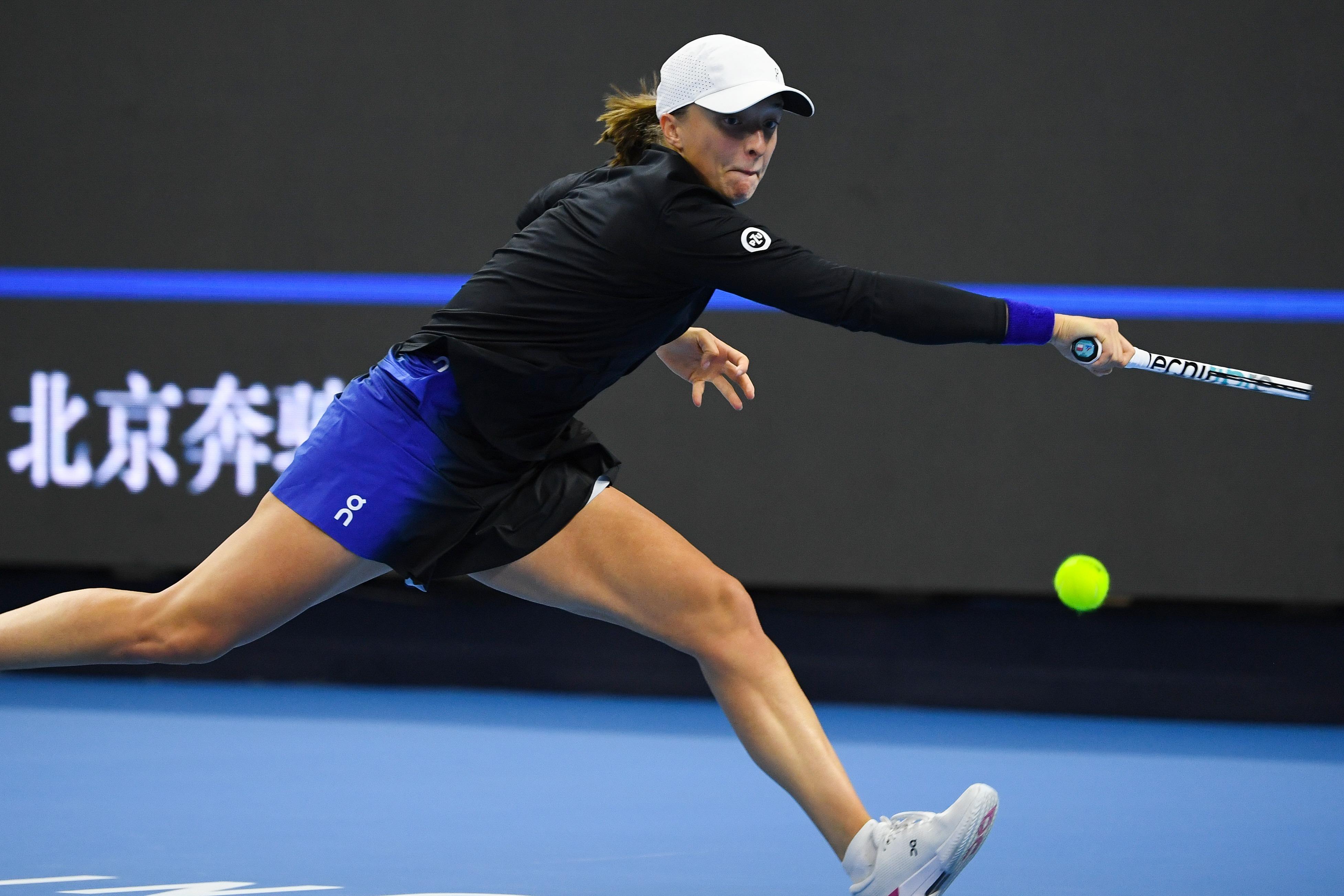 swiatek vondrousova 0019