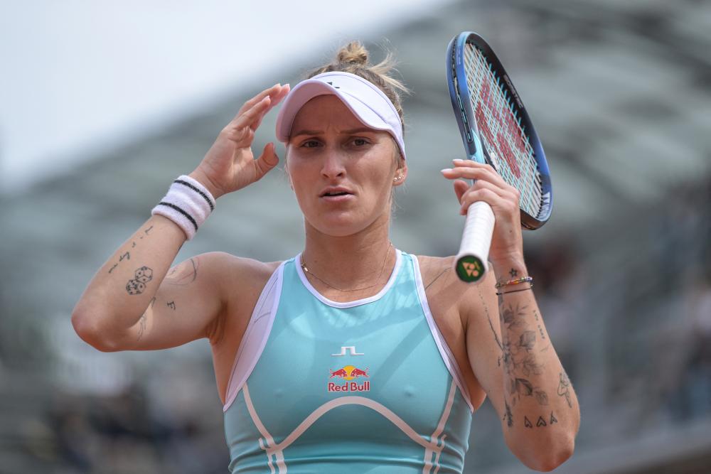 swiatek vondrousova 0033