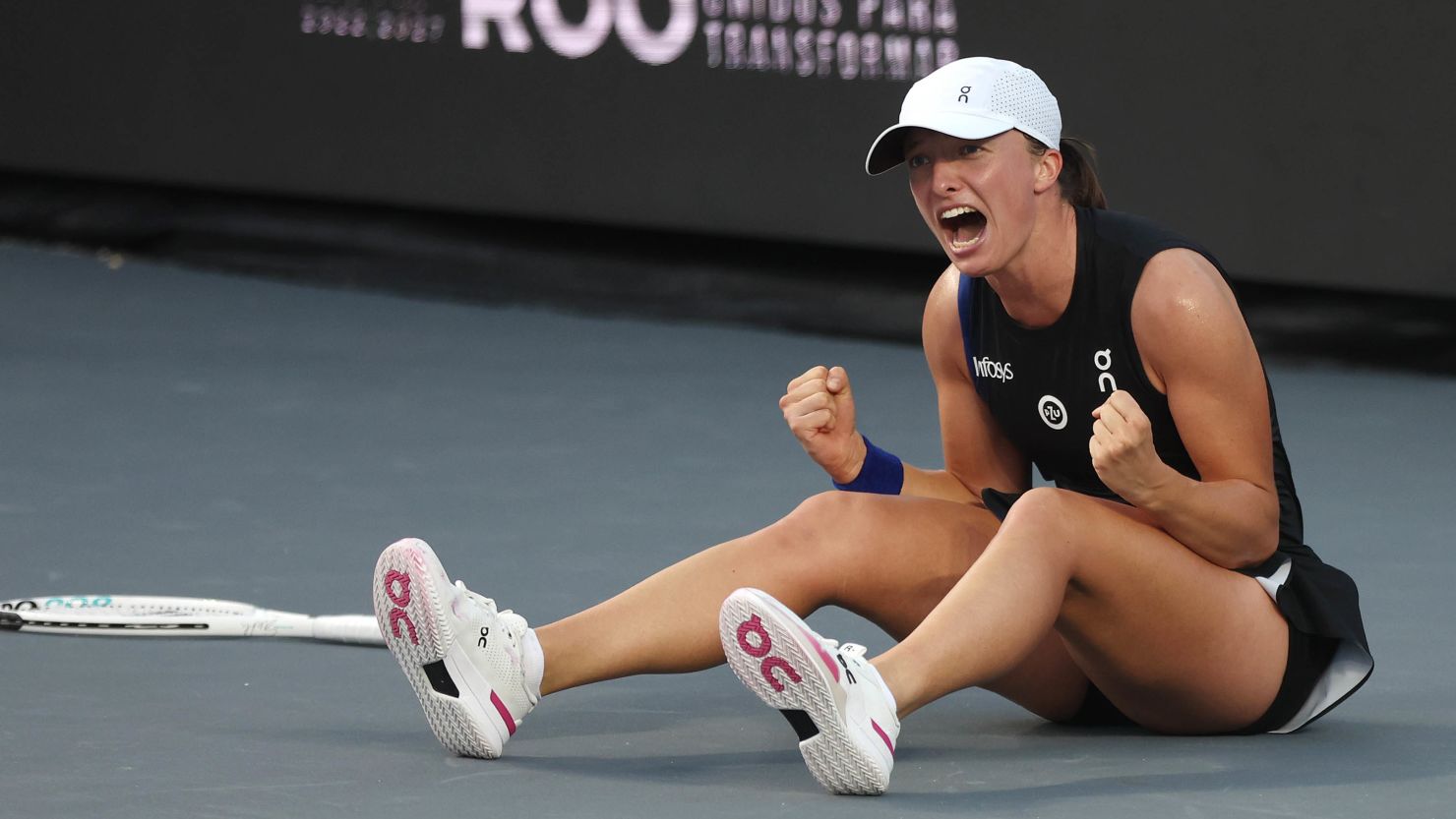 swiatek vondrousova 0038