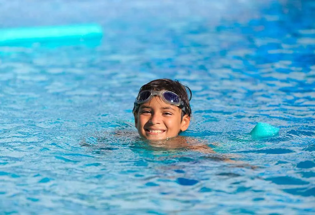 swimming image 0012