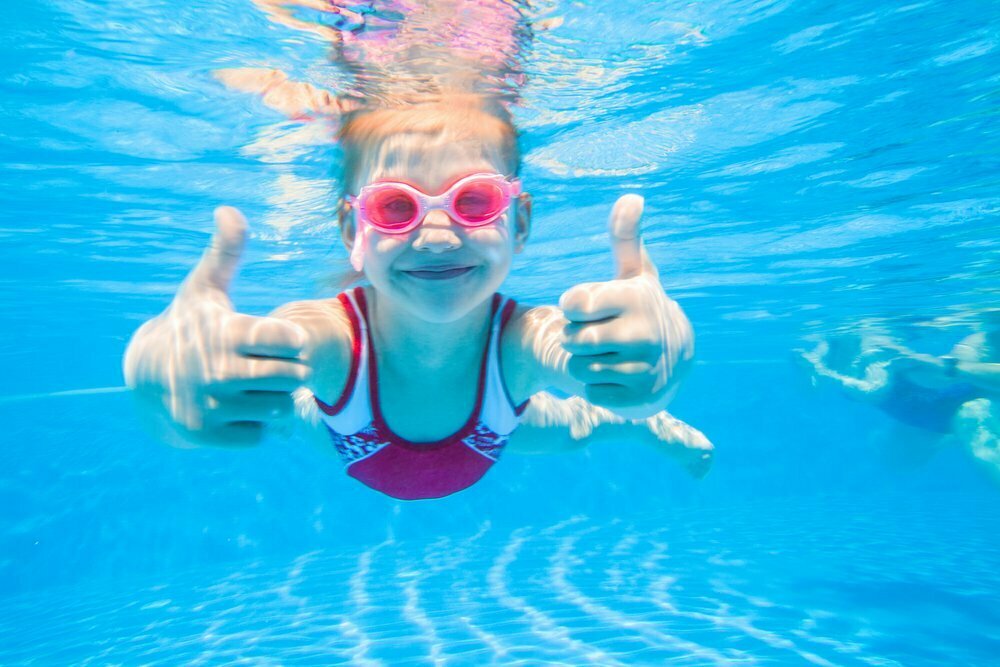 swimming image 0036