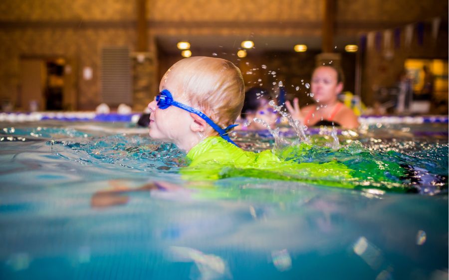 swimming image 0049