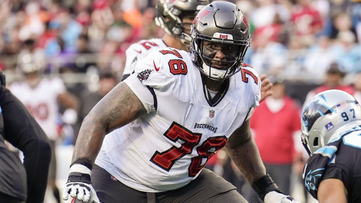 tampa bay buccaneers offensive line 0015