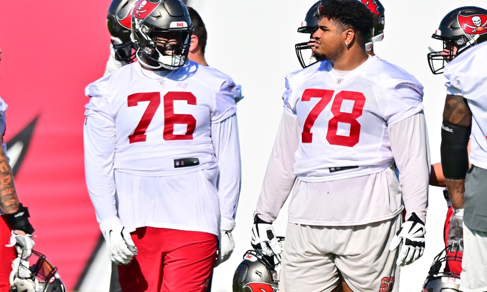 tampa bay buccaneers offensive line 0045