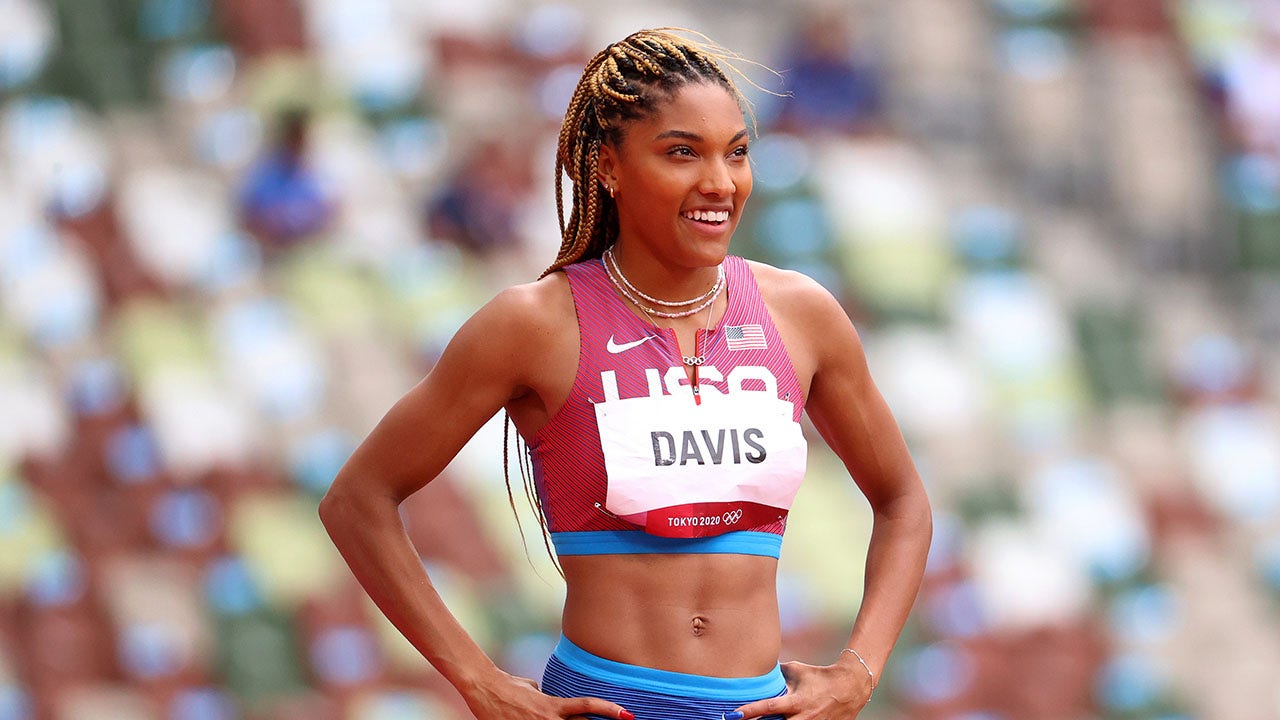 tara davis oregon 0013