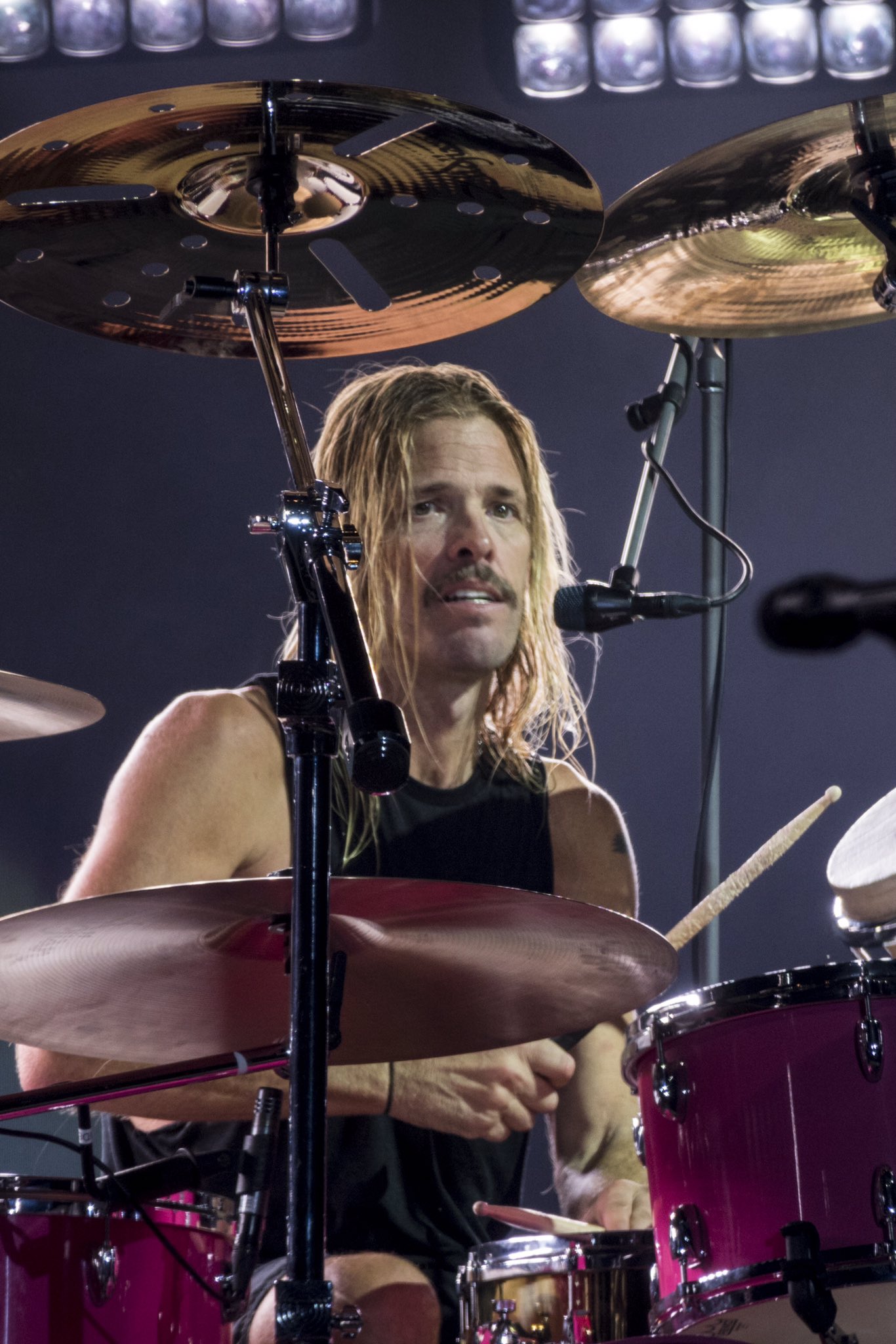 Taylor Hawkins vintage wallpaper