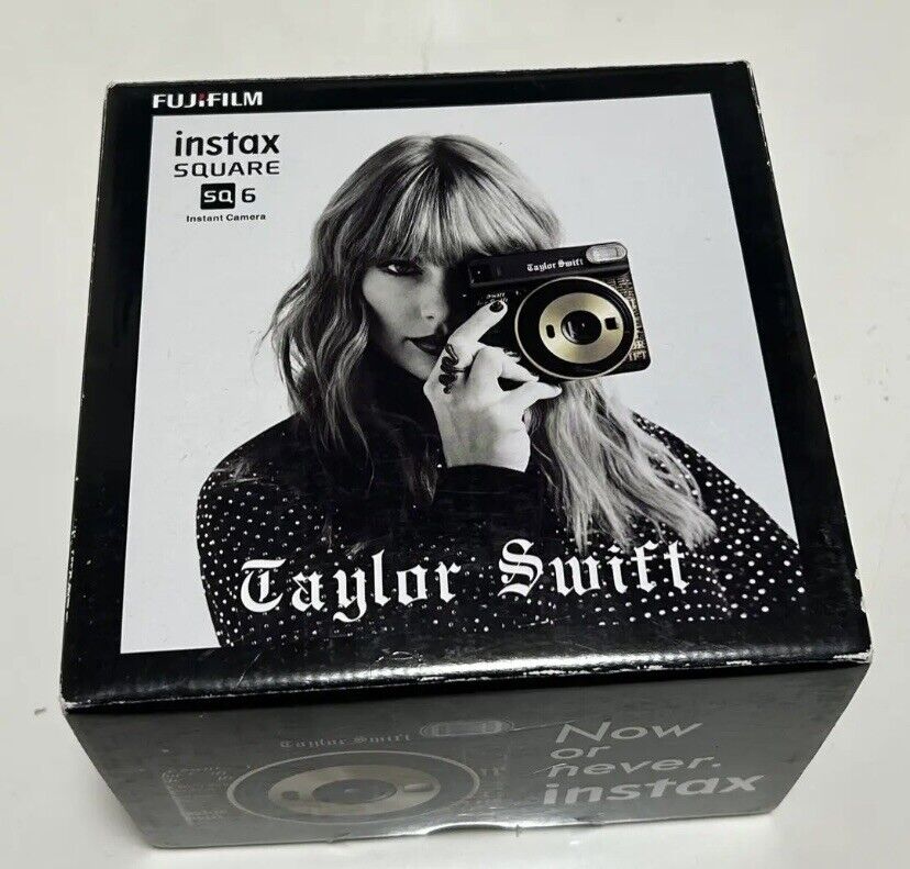 taylor swift square photo 0033