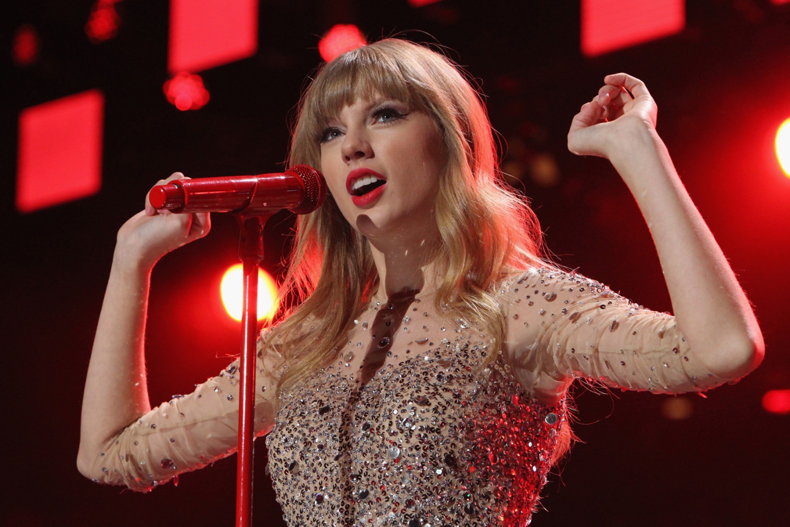 taylor swift square photo 0040