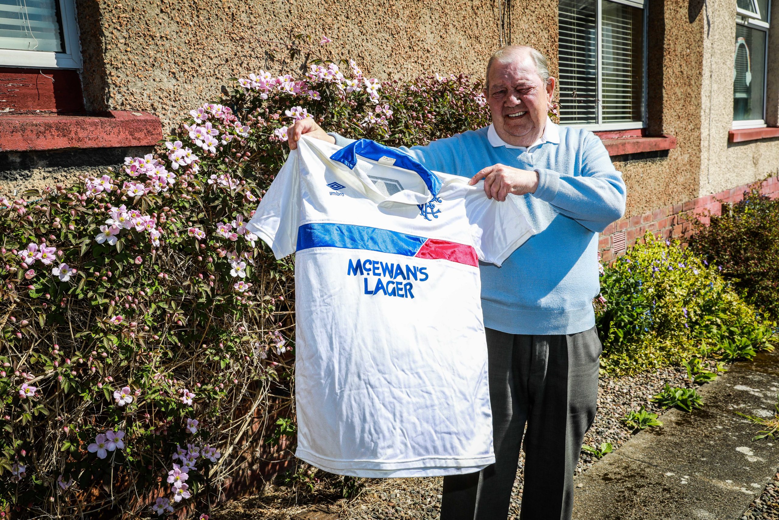 terry butcher blood 0034