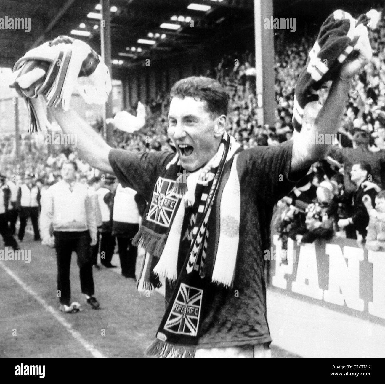 terry butcher blood 0048