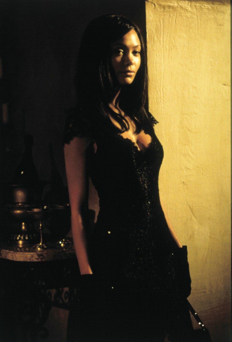 thandie newton hot pics 0046