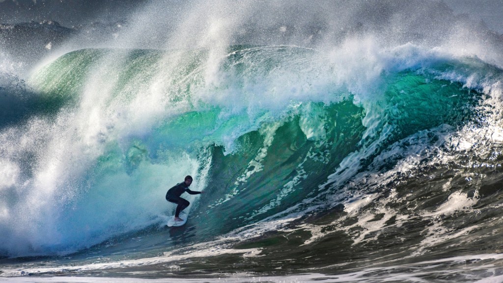 the wedge big waves 0011