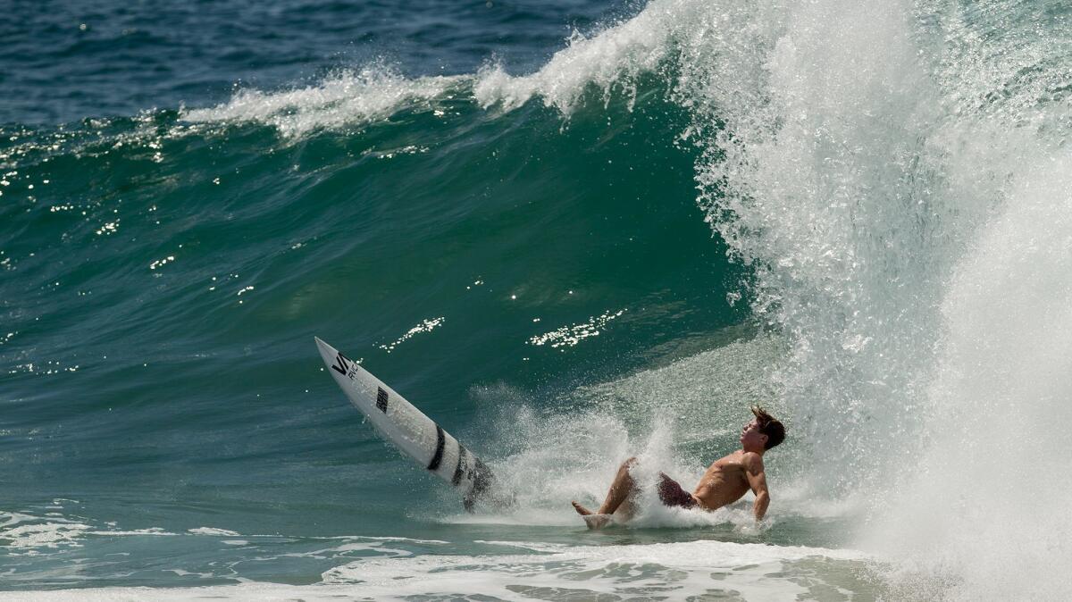 the wedge big waves 0048