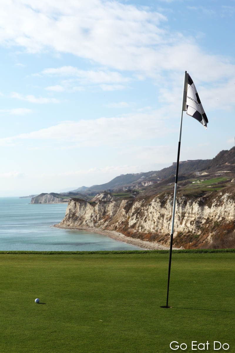thracian cliffs hole 6 0025