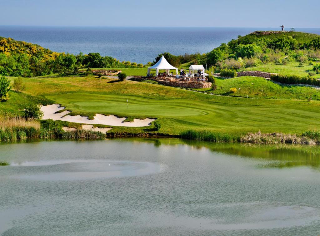 thracian cliffs hole 6 0026