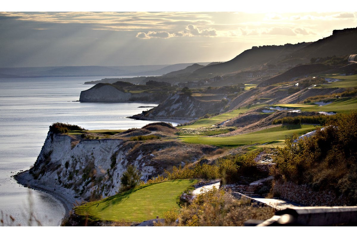 thracian cliffs hole 6 0048