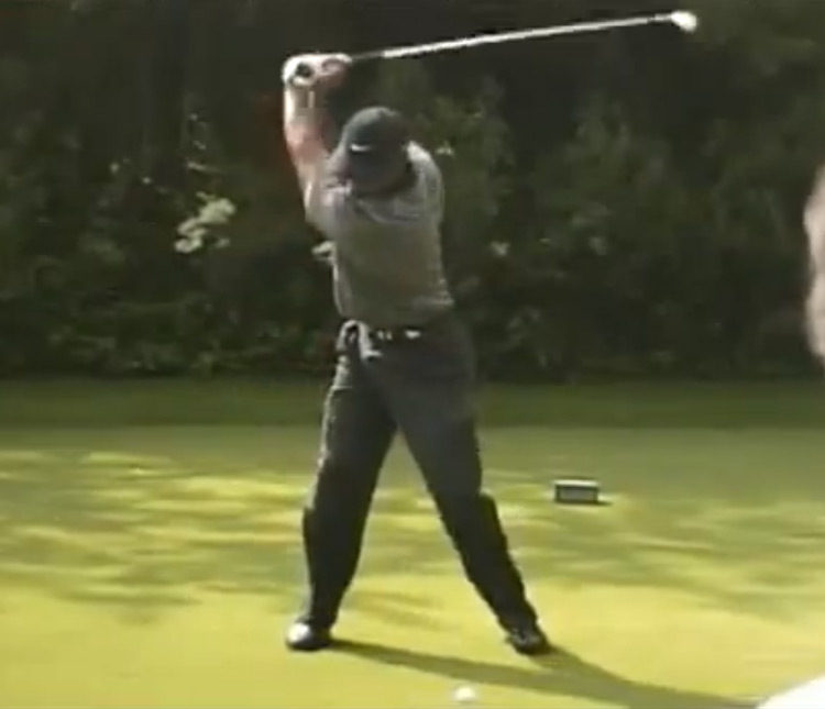 tiger woods 2000 swing 0015