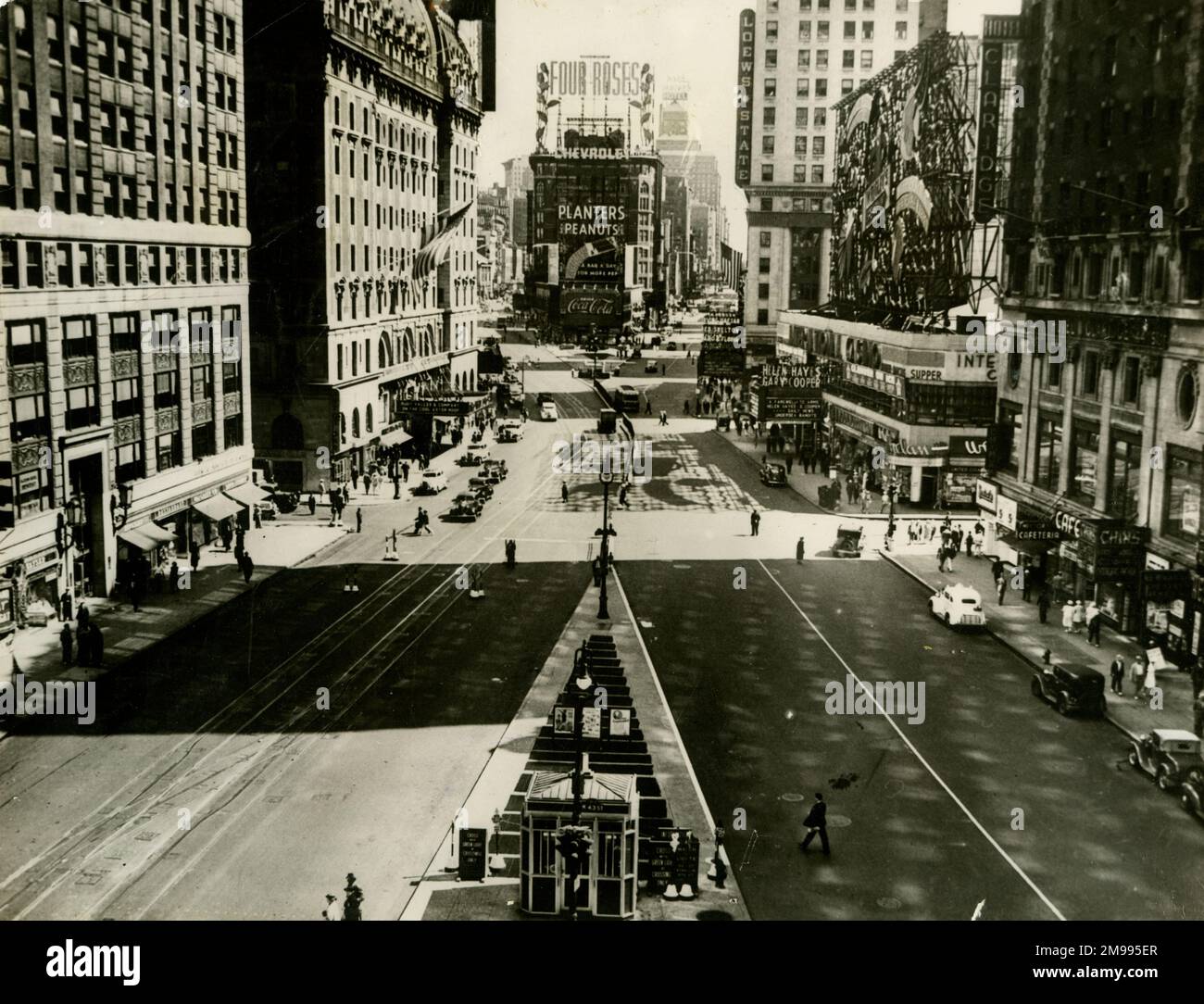 times square 1930 0043
