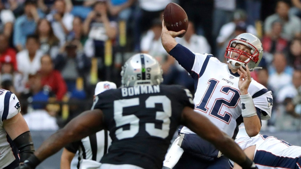 tom brady in action 0022