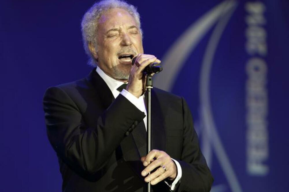 tom jones and priscilla presley photos 0025