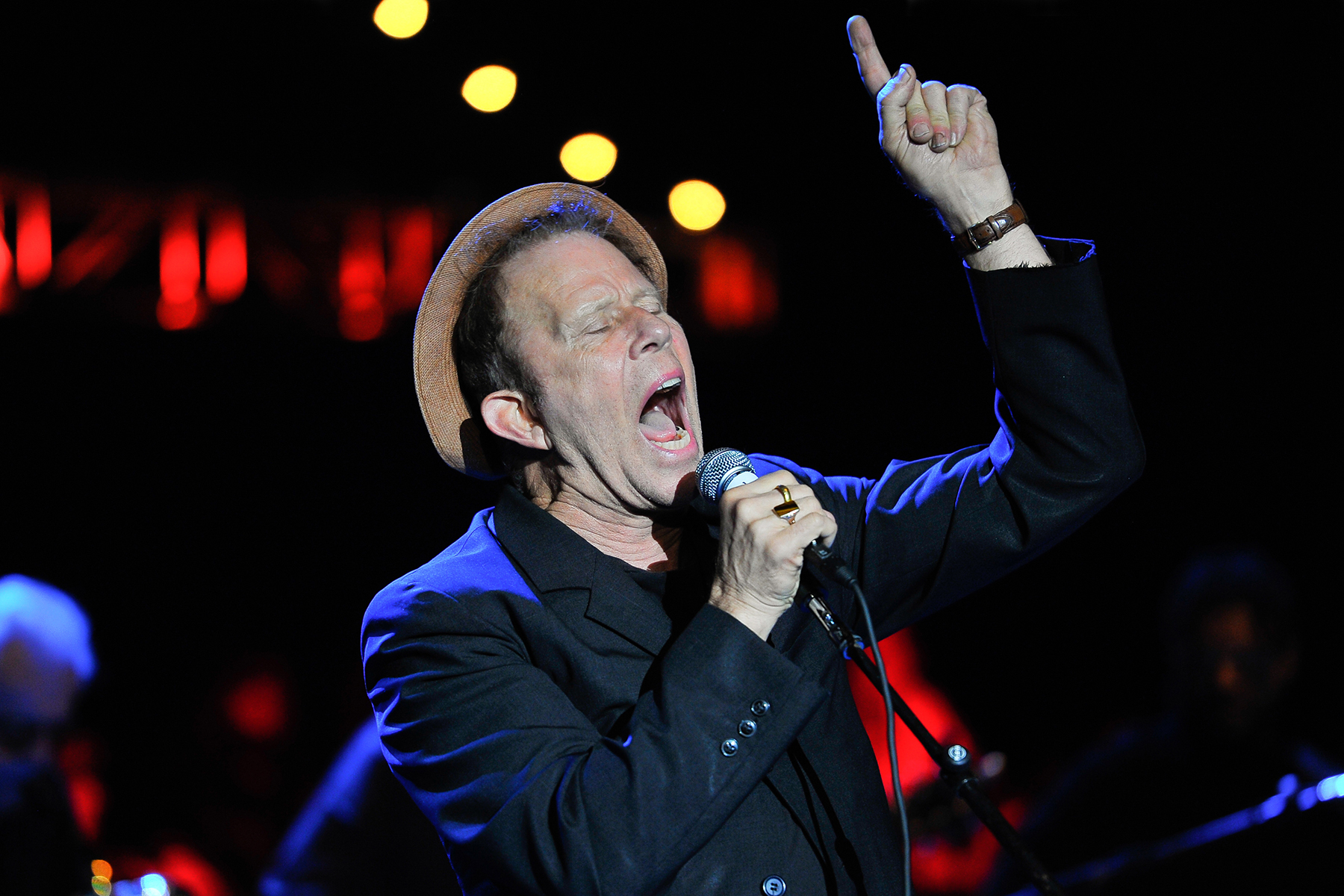 tom waits images 0011